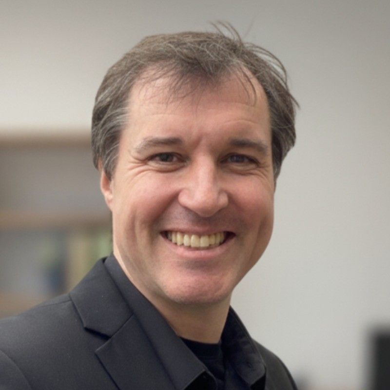 Dan L.